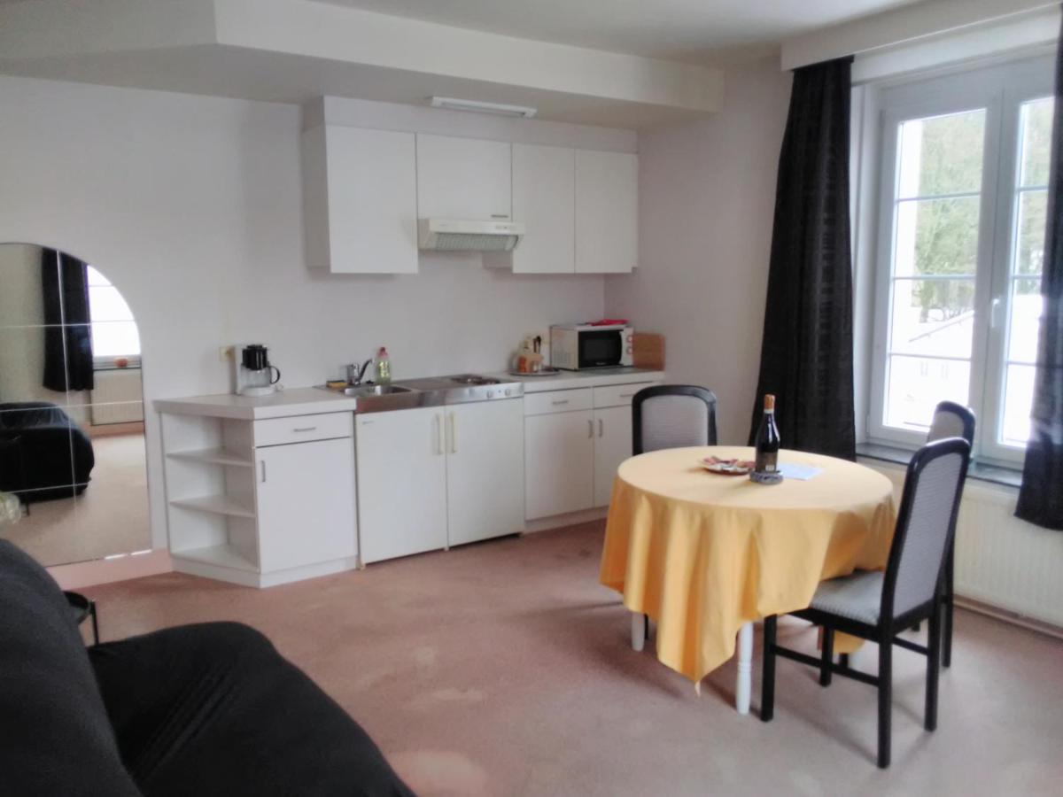 Petite Chatelaine Batiment Les Chevaliers Herbeumont Kültér fotó